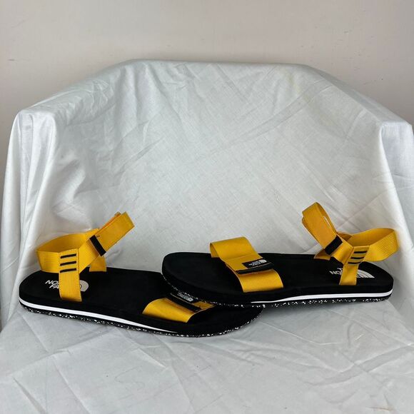 The North Face Skeena NF0A46BGZU3 Sandals Men's Summit Gold Black  Size :14 - Picture 1 of 7